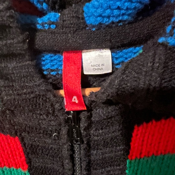 Rainbow sweater - Picture 2 of 2